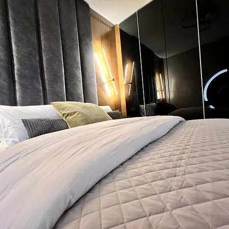 Doormat#6 Domus Dei דירה *