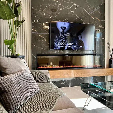 Doormat#6 Domus Dei דירה